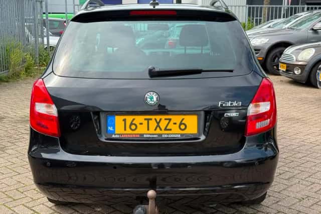Škoda Fabia (2012) thumbnail 5