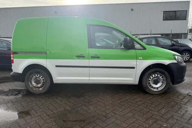 Volkswagen Caddy (2012) thumbnail 4