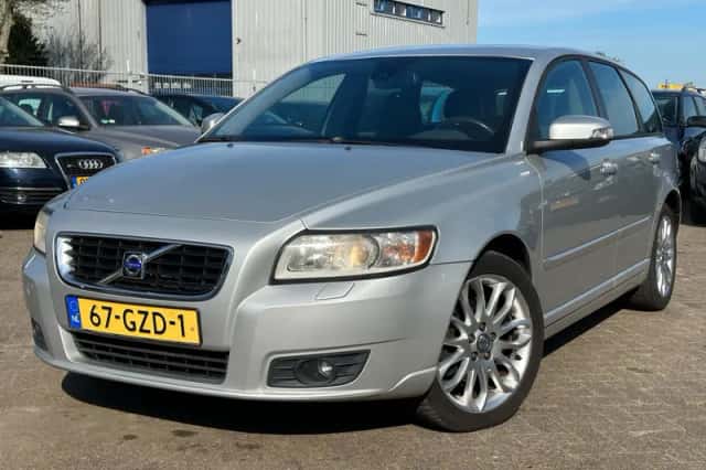 Volvo V50 (2008) thumbnail 1