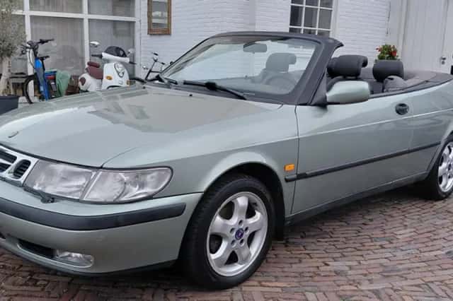Saab 9-3 (2000) thumbnail 1