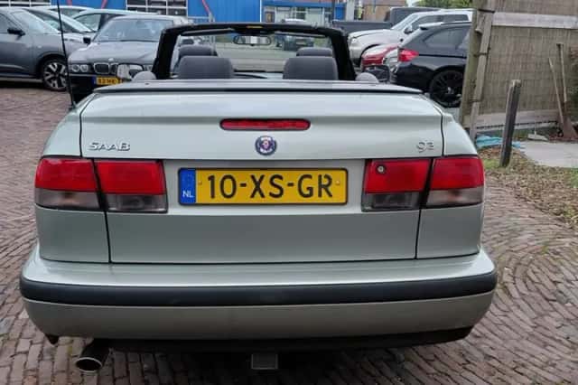 Saab 9-3 (2000) thumbnail 2