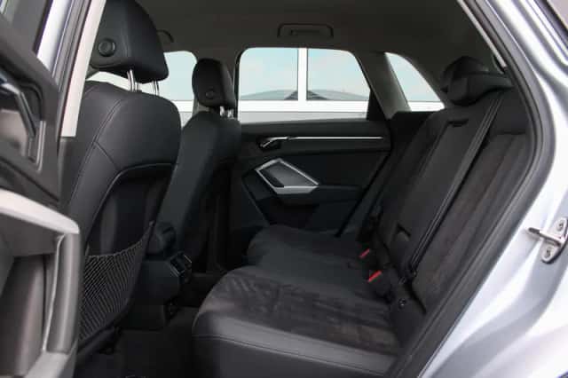 Audi Q3 (2019) thumbnail 6