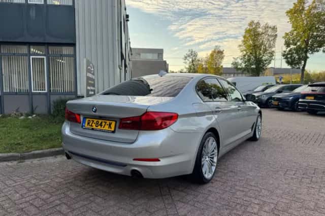 BMW 5-Serie (2018) thumbnail 3