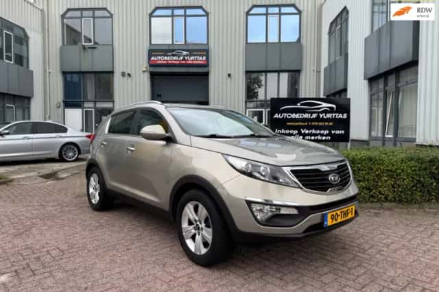 Kia Sportage (2012) thumbnail 1