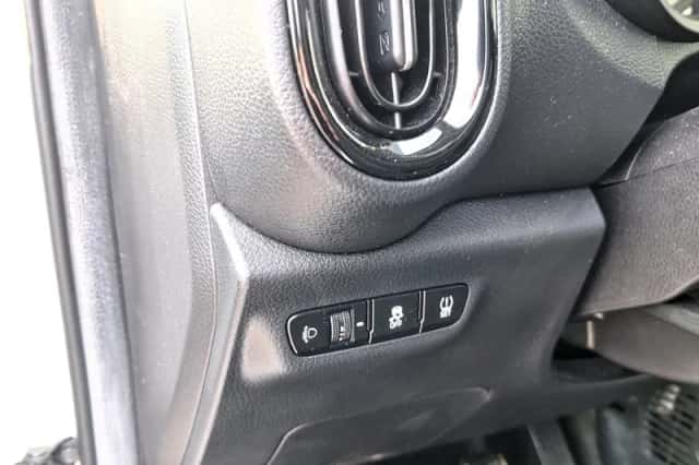 Kia Picanto (2021) thumbnail 6