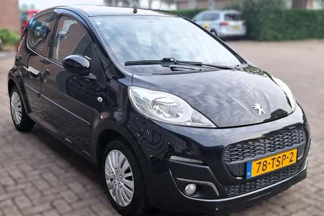 Peugeot 107 (2012) thumbnail 3