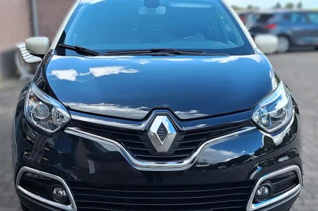 Renault Captur (2017) thumbnail 2
