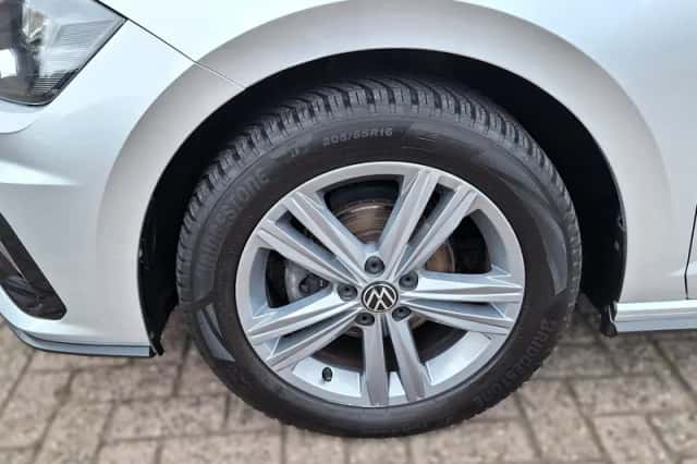 Volkswagen Polo (2021) thumbnail 5