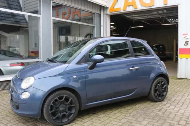 Fiat 500 (2011) thumbnail 2