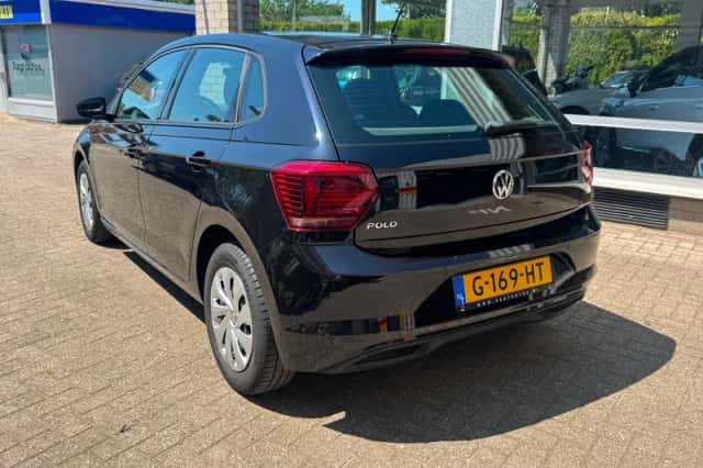 Volkswagen Polo (2019) thumbnail 3