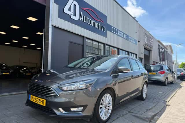 Ford Focus (2017) thumbnail 1