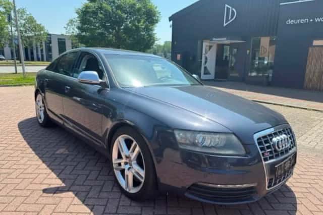 Audi S6 (2015) thumbnail 2