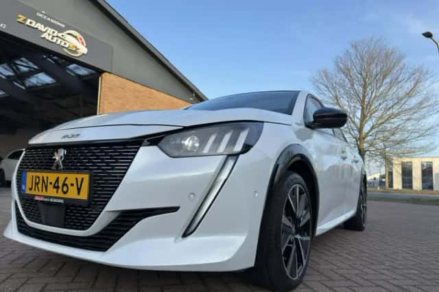 Peugeot 208 (2019) thumbnail 4