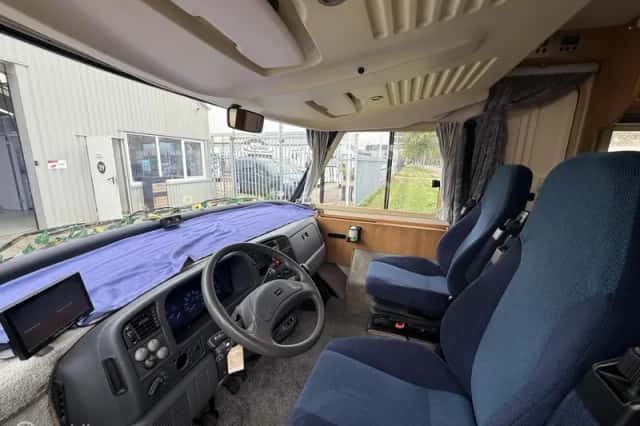 Hymer B 574 (2000) thumbnail 6