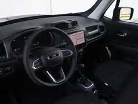 Jeep Renegade (2025) thumbnail 4