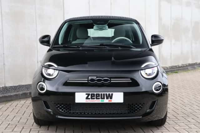 Fiat 500e (2023) thumbnail 6