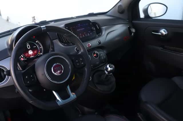 Fiat 500 (2022) thumbnail 4