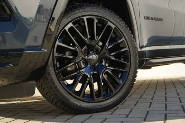 Jeep Compass (2023) thumbnail 4