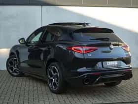 Alfa Romeo Stelvio (2022) thumbnail 14