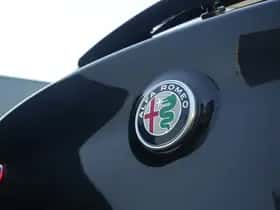 Alfa Romeo Stelvio (2022) thumbnail 15