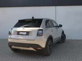 Fiat 600e (2025) thumbnail 4
