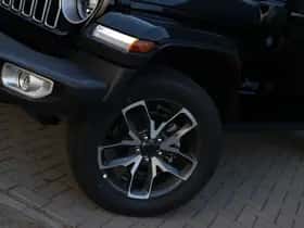 Jeep Wrangler (2026) thumbnail 3