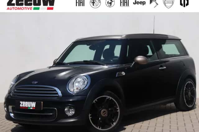 MINI Clubman (2014) thumbnail 1