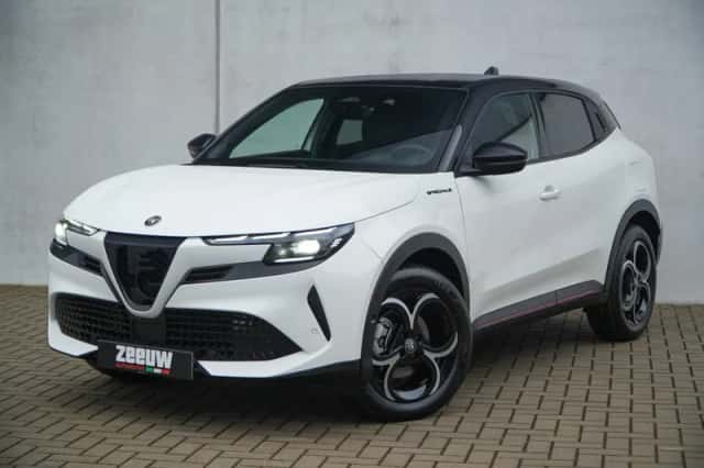Alfa Romeo Junior (2026) thumbnail 2