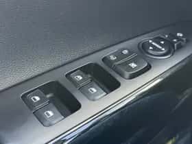 Kia Picanto (2021) thumbnail 16