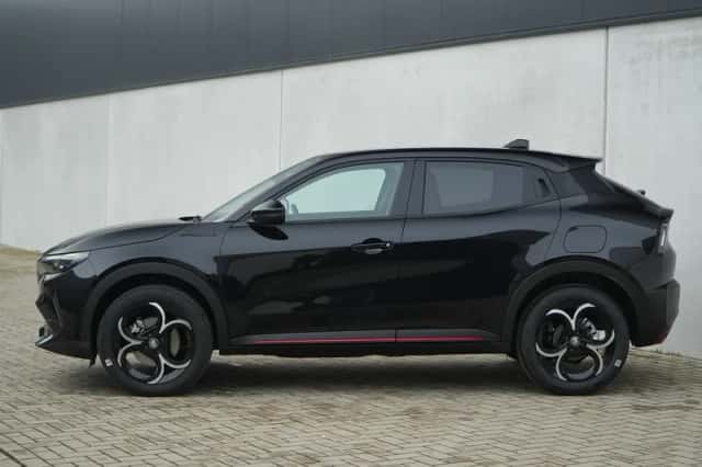 Alfa Romeo Junior (2025) thumbnail 6