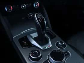 Alfa Romeo Stelvio (2022) thumbnail 14