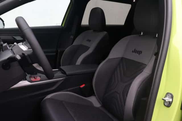 Jeep Compass (2026) thumbnail 3