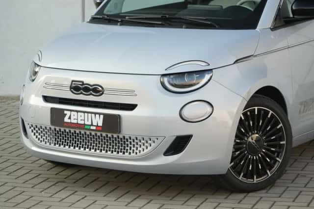 Fiat 500 (2026) thumbnail 2