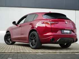 Alfa Romeo Stelvio (2021) thumbnail 17