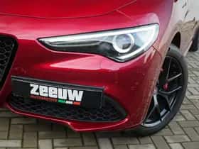 Alfa Romeo Stelvio (2021) thumbnail 6