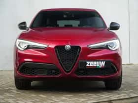 Alfa Romeo Stelvio (2021) thumbnail 9