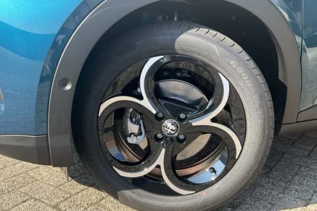 Alfa Romeo Junior (2025) thumbnail 3
