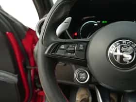 Alfa Romeo Giulia (2023) thumbnail 39