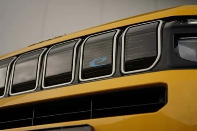 Jeep Avenger (2024) thumbnail 3