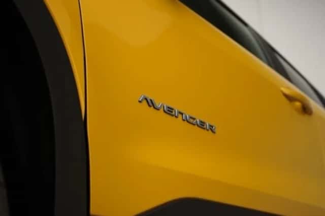 Jeep Avenger (2024) thumbnail 5