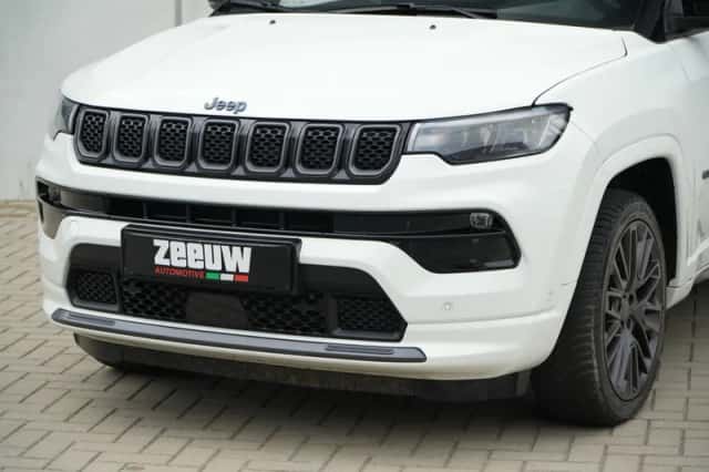 Jeep Compass (2022) thumbnail 6