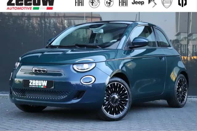 Fiat 500e (2022) thumbnail 1