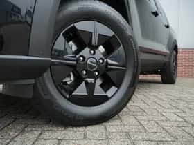 SsangYong Musso (2025) thumbnail 3
