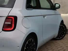 Fiat 500e (2023) thumbnail 13
