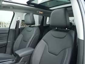 Jeep Compass (2025) thumbnail 16