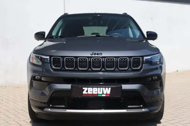 Jeep Compass (2024) thumbnail 6