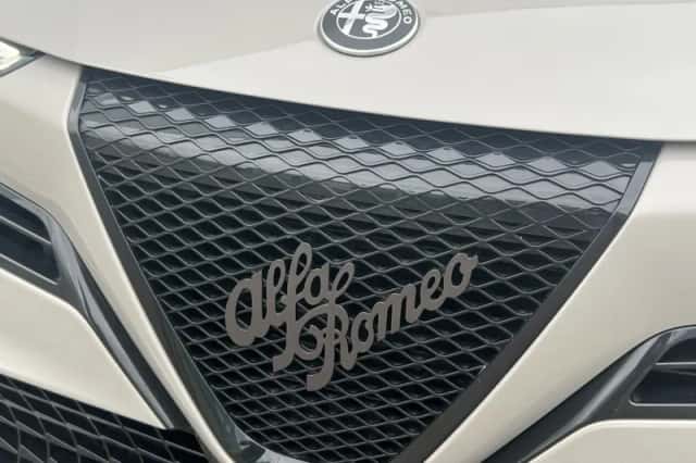 Alfa Romeo Junior (2025) thumbnail 4
