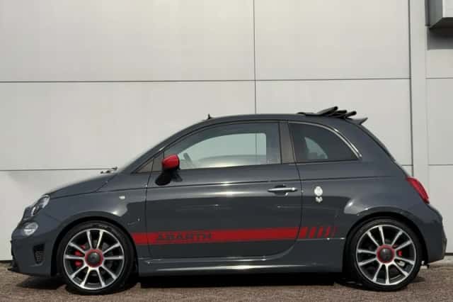 Abarth 500 C (2020) thumbnail 2