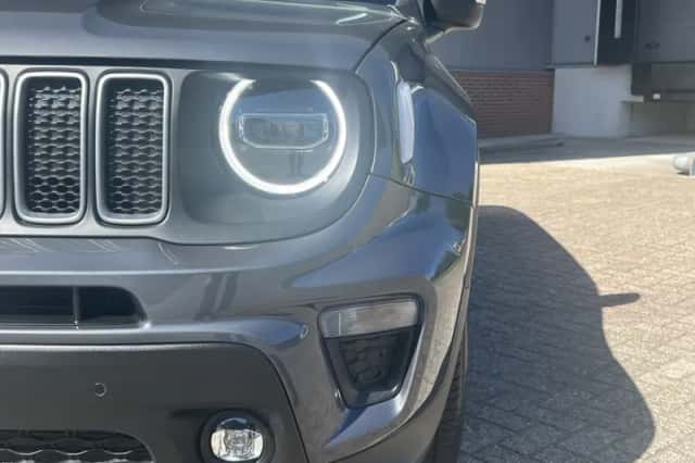 Jeep Renegade (2026) thumbnail 5