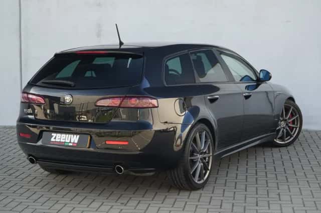 Alfa Romeo 159 (2012) thumbnail 2